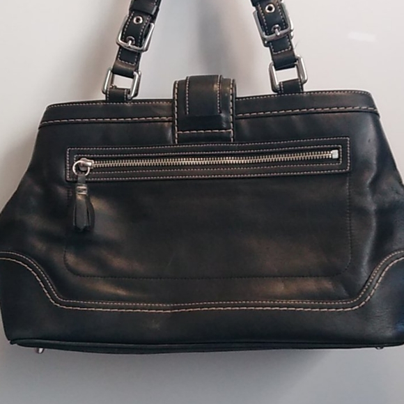 Coach - Picture 2 of 12